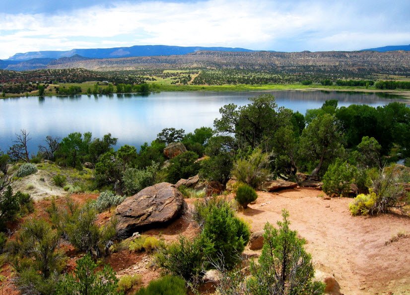 Escalante Petrified Forest State Park, Utah, USA